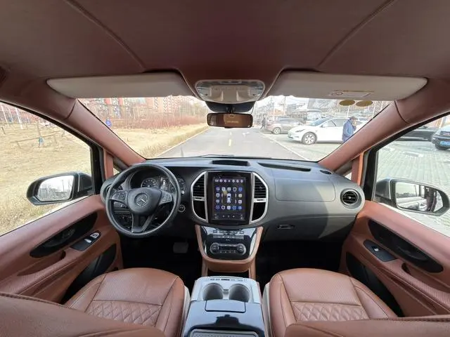 Mercedes-Benz Vito 2.0T Elite Edition