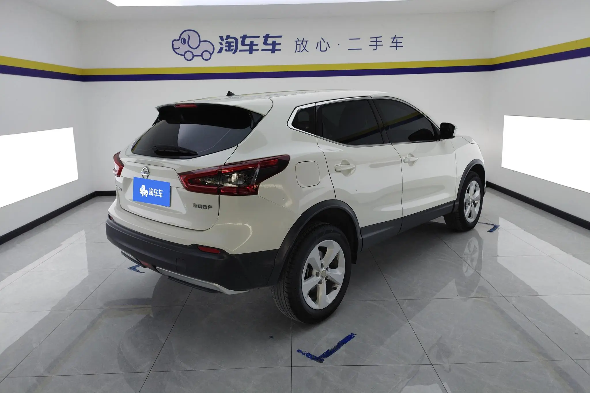 Nissan Qashqai 2.0 L XV Smart Edition