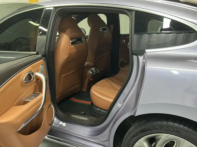 Ora Euler Lightning Cat 555km Premium Edition