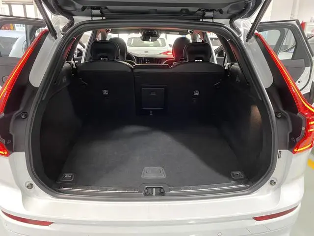 Volvo Volvo XC60 PHEV T8 E-drive hybrid Zhiyuan Sports Edition