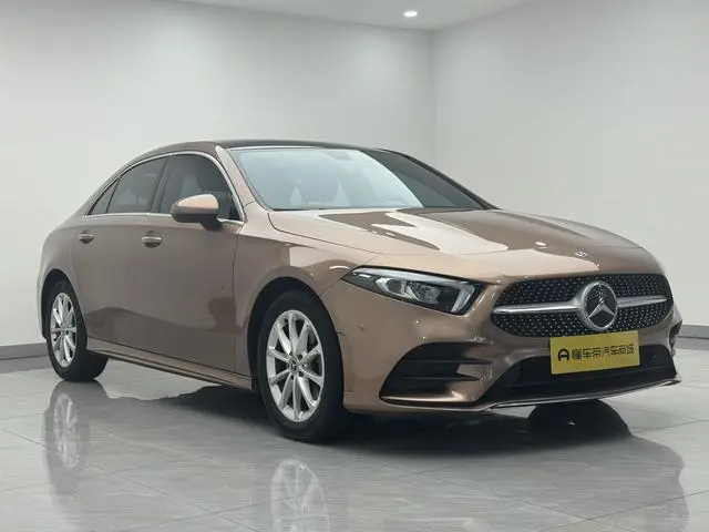 Mercedes-Benz Mercedes-Benz A-class A 200 L sports sedan