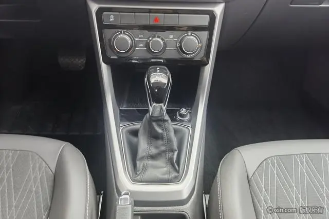 Volkswagen Tu Kai 1.5L automatic comfort version