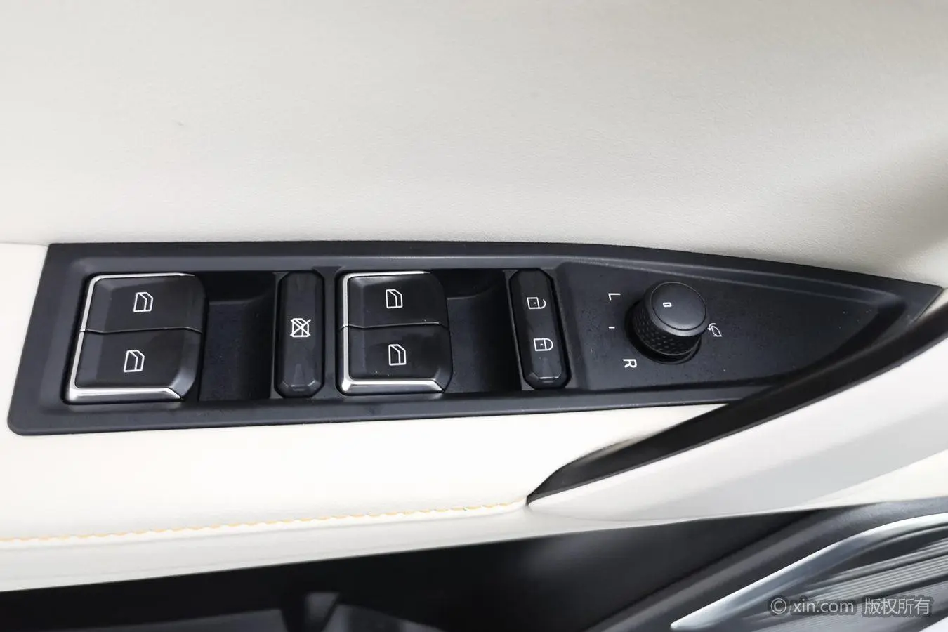 LYNK & CO Lynk & Co. 06 EM-P 84KM battery life version Pro