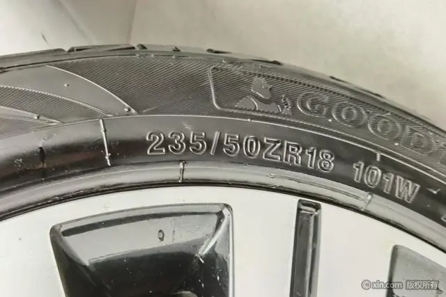 Roewe Roewe RX5 20T automatic 4G interconnection beyond the Ultimate version