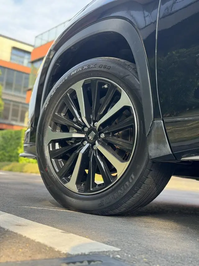 TOYOTA Crown Lufang 2.5L HEV four-wheel drive Premium Edition