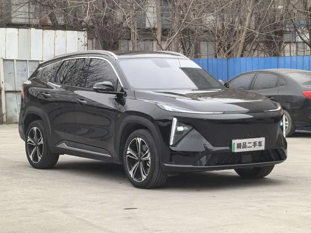 Geely Galaxy Galaxy L7 1.5T DHT 115km PLUS