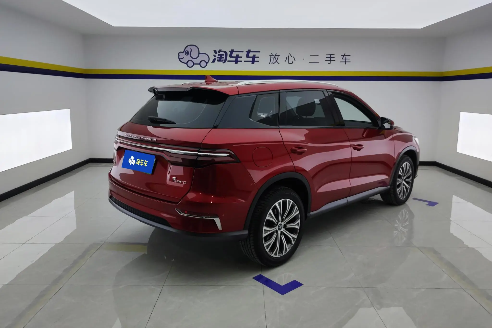 BYD Song Pro DM DM 1.5T four-wheel drive performance version flagship model