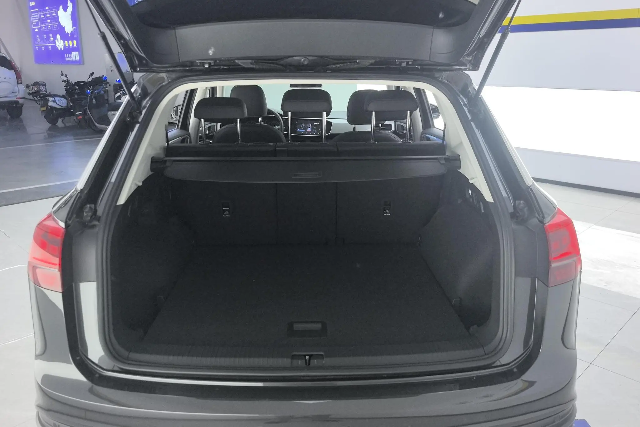 Volkswagen Tanyue 330TSI two-wheel drive luxury country VI