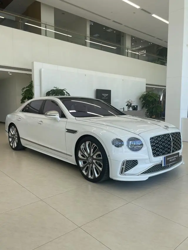 Bentley Flying Spur PHEV 4.0T V8 Mulliner