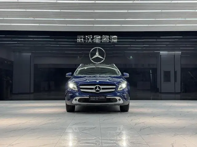 Mercedes-Benz Mercedes-Benz GLA GLA 200 Blues Edition