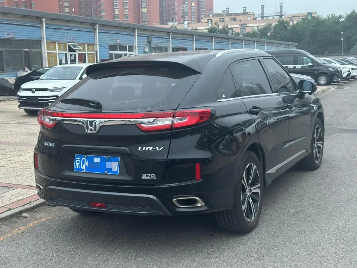 Honda Honda UR-V 370TURBO two-wheel drive premium edition Country V