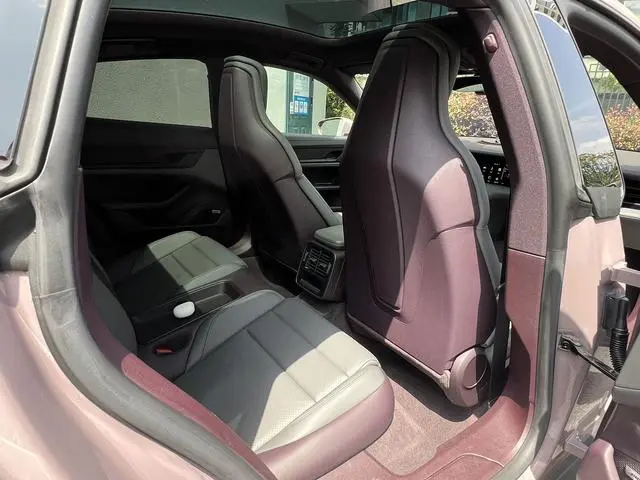 Porsche Taycan Taycan