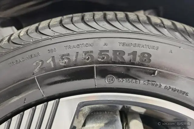 LYNK & CO Lynk 06 1.5T Jin Pro