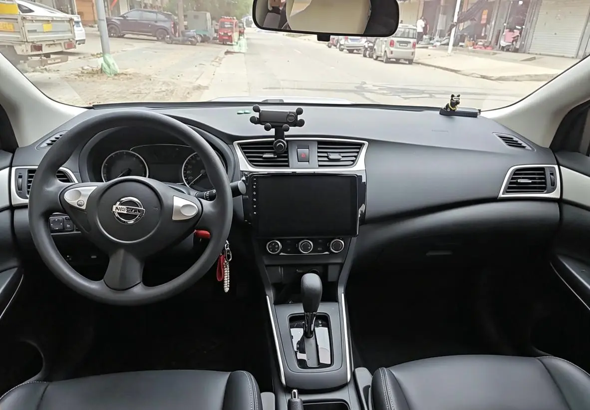 Nissan Xuan Yi Facelift two Classic 1.6L XE CVT Comfort Edition