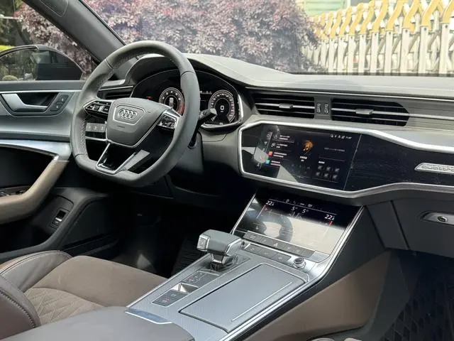 Audi Audi A7L 45 TFSI quattro S-line wind knight