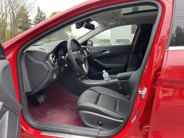 Mercedes-Benz Mercedes-Benz GLA GLA 200 dynamic type