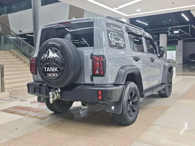 Tank Tank 300 2.0T Conqueror