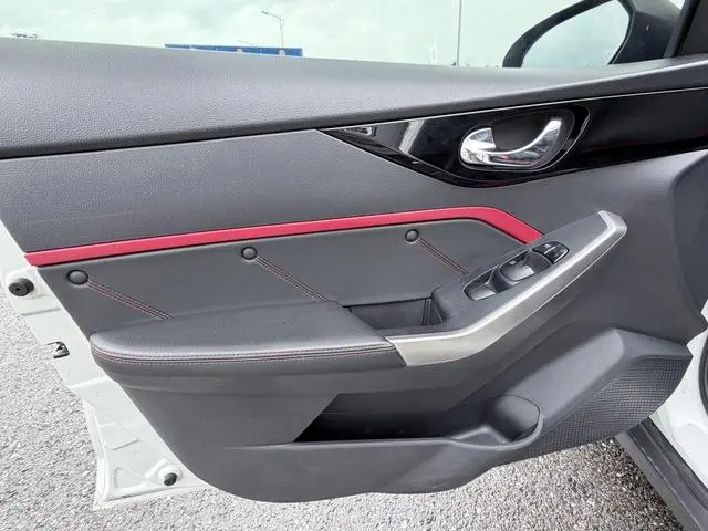 Venucia Qichen D60 1.6L XL CVT Zhilian Elite Edition (ISS)