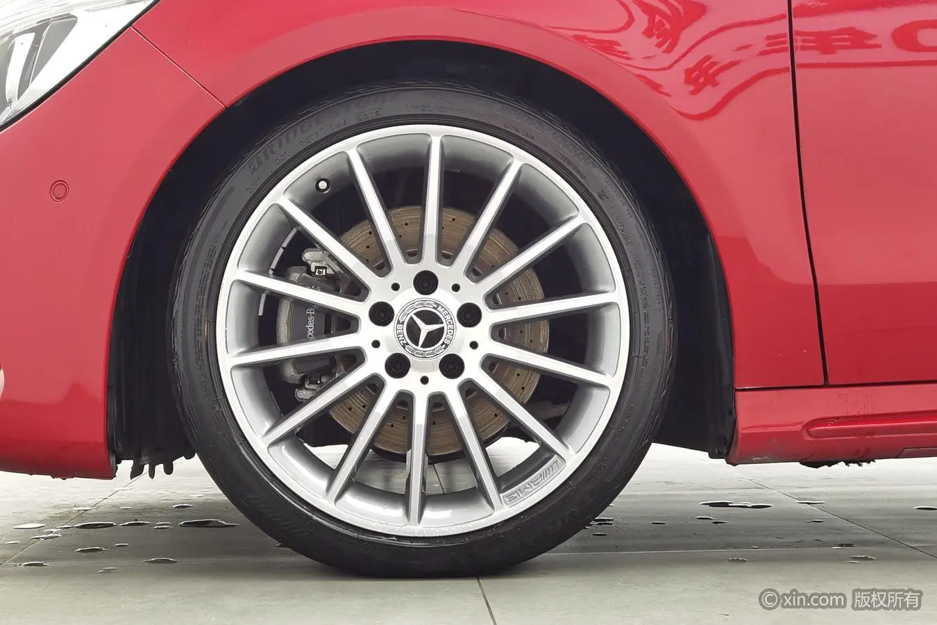 Mercedes-Benz Mercedes-Benz CLA CLA 220 4MATIC