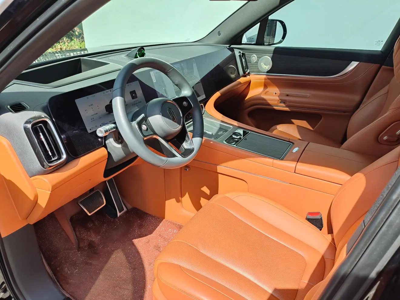 AITO Ask the world M9 Extended range Ultra six-seater version