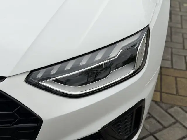 Audi Audi A4L 40 TFSI luxury Dynamic Type