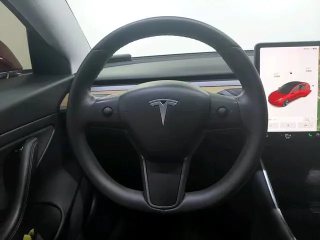 Tesla Model 3 Upgraded version of standard battery life rear drive