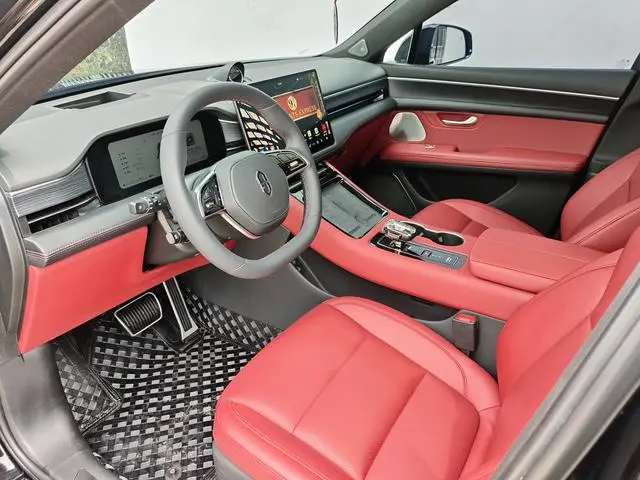 AITO Ask the world M5 Extended range Max RS four-wheel drive high-end smart driving version
