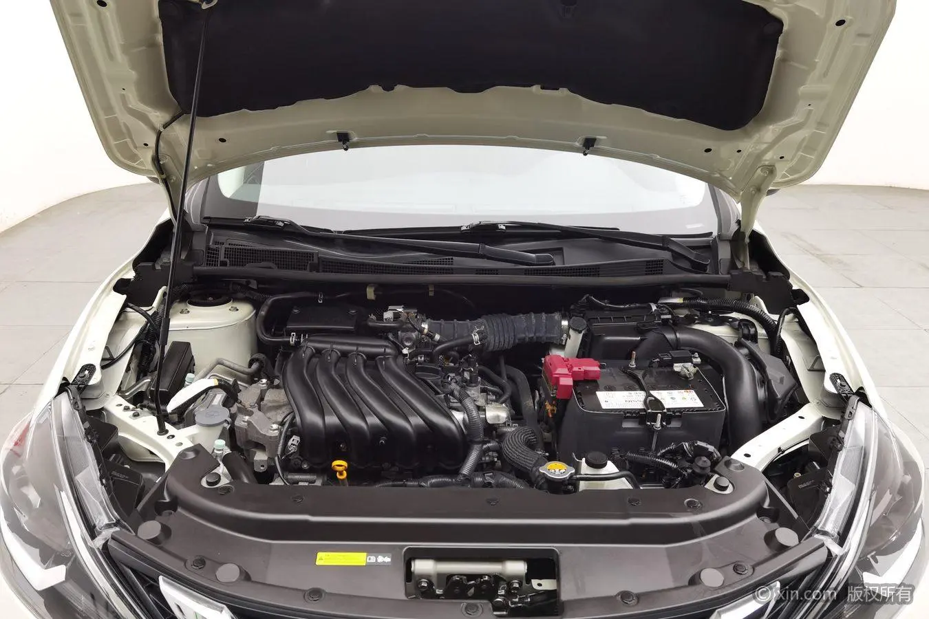 Nissan Xuan Yi Classic 1.6 XL CVT Deluxe Edition