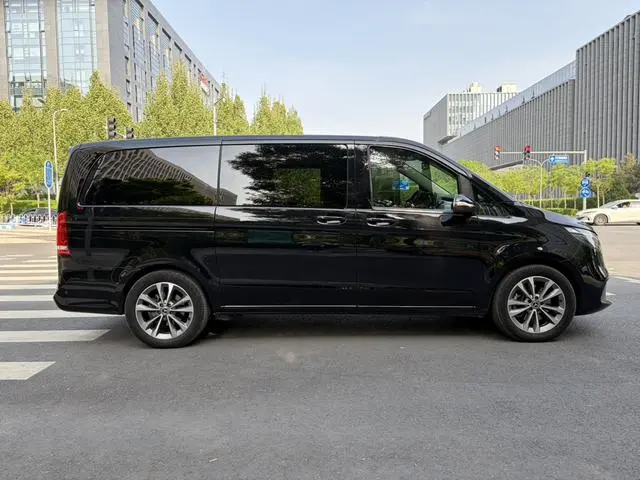 Mercedes-Benz Mercedes-Benz V-class V 260 Pilot Edition