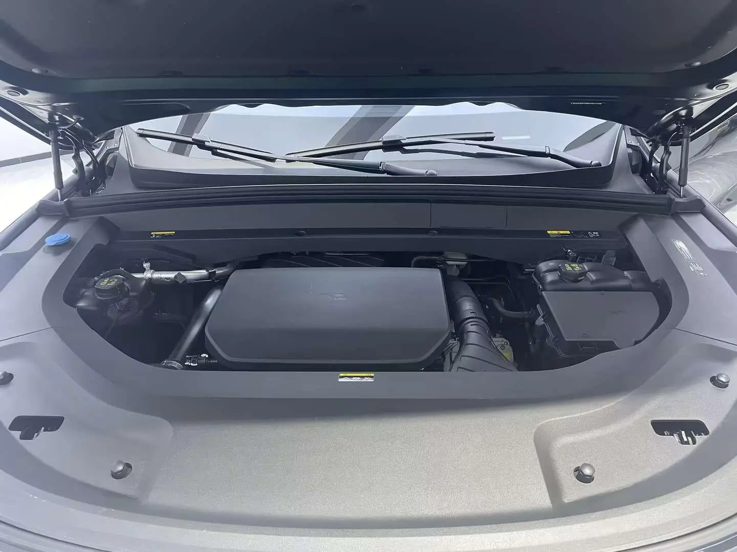 Li Auto Ideal L9 Max version