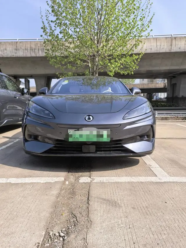 Denza Denza Z9 DM 1100 four-wheel drive Ultra version