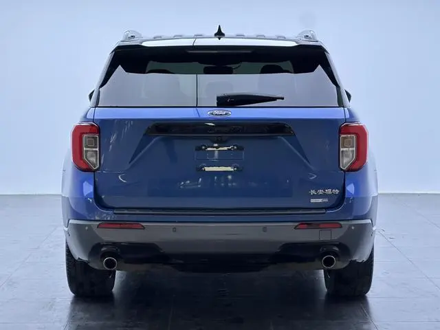 Ford Explorer EcoBoost 285 four-wheel drive sports version ST-LINE 7-seater