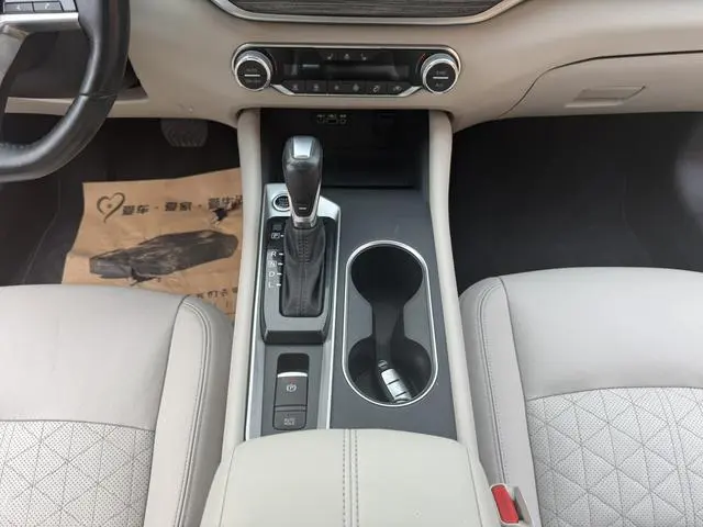 Nissan Teana 2.0 T XV AD1 Zhizun Pilot Edition