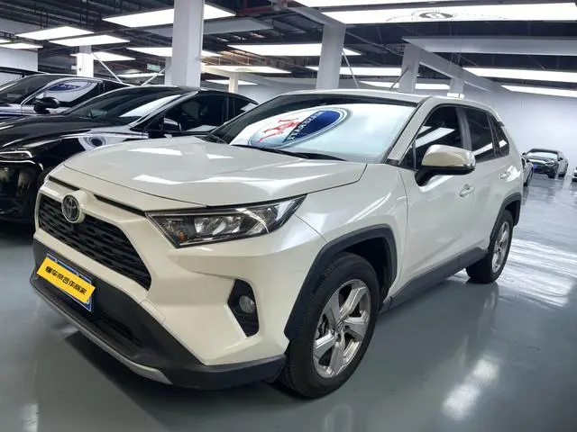 TOYOTA RAV4 Rongfang 2.0L CVT two-wheel drive urban edition