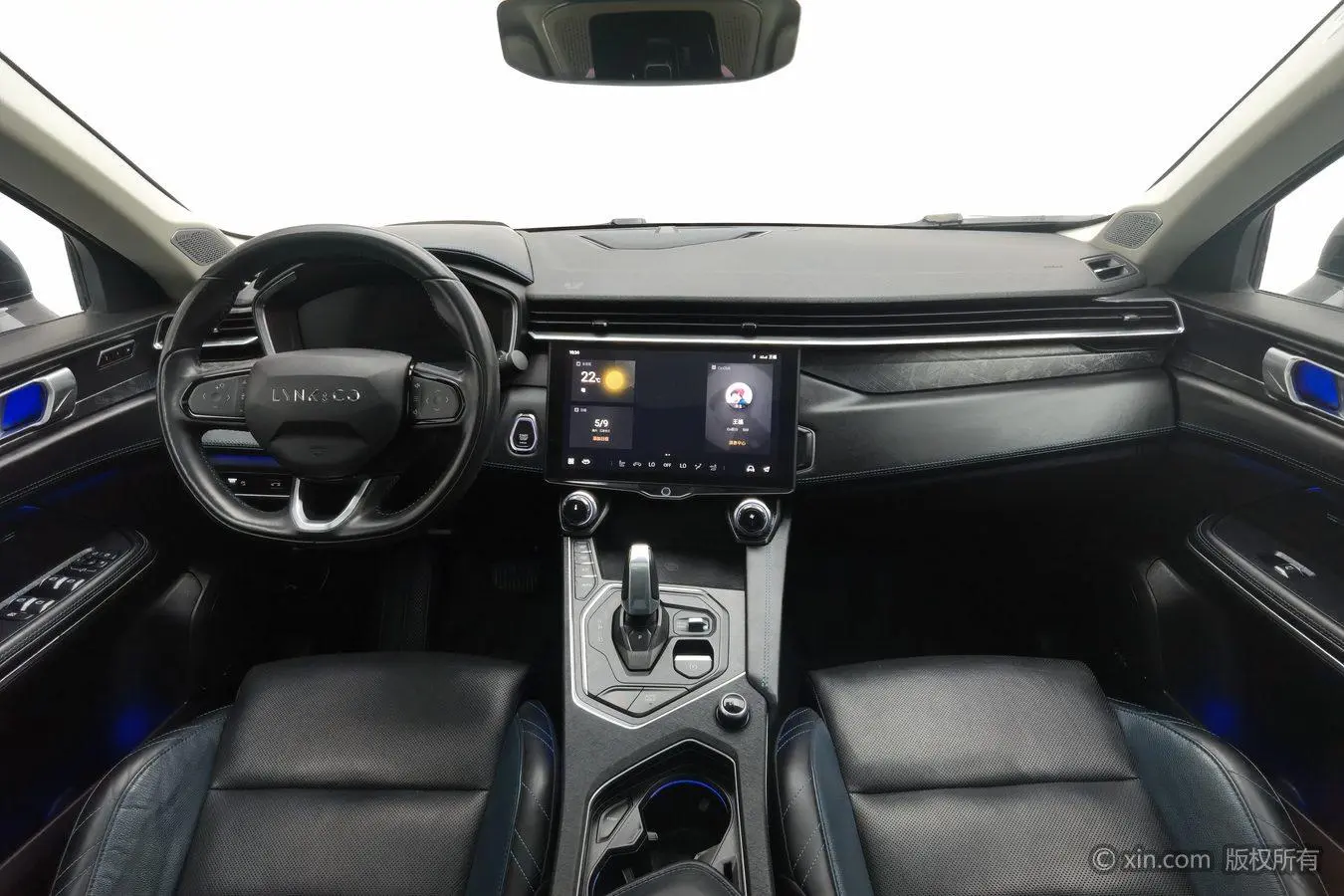 LYNK & CO Lynk 05 2.0TD two-wheel drive Halo