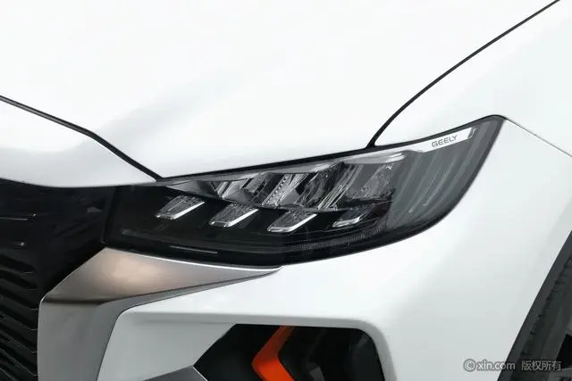 Geely Boyue Boyue X 1.8 TD DCT Smart