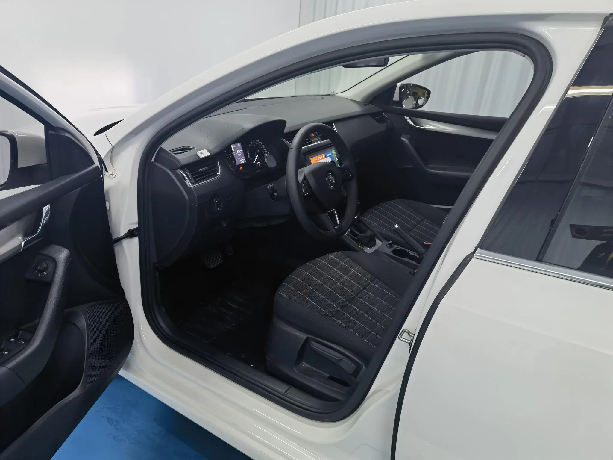 Skoda Octavia 1.5L automatic Smart Travel Comfort Edition Country VI