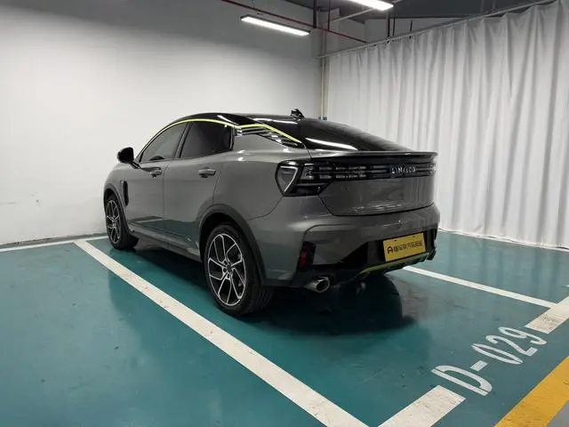 LYNK & CO Lynk 05 2.0TD two-wheel drive Halo