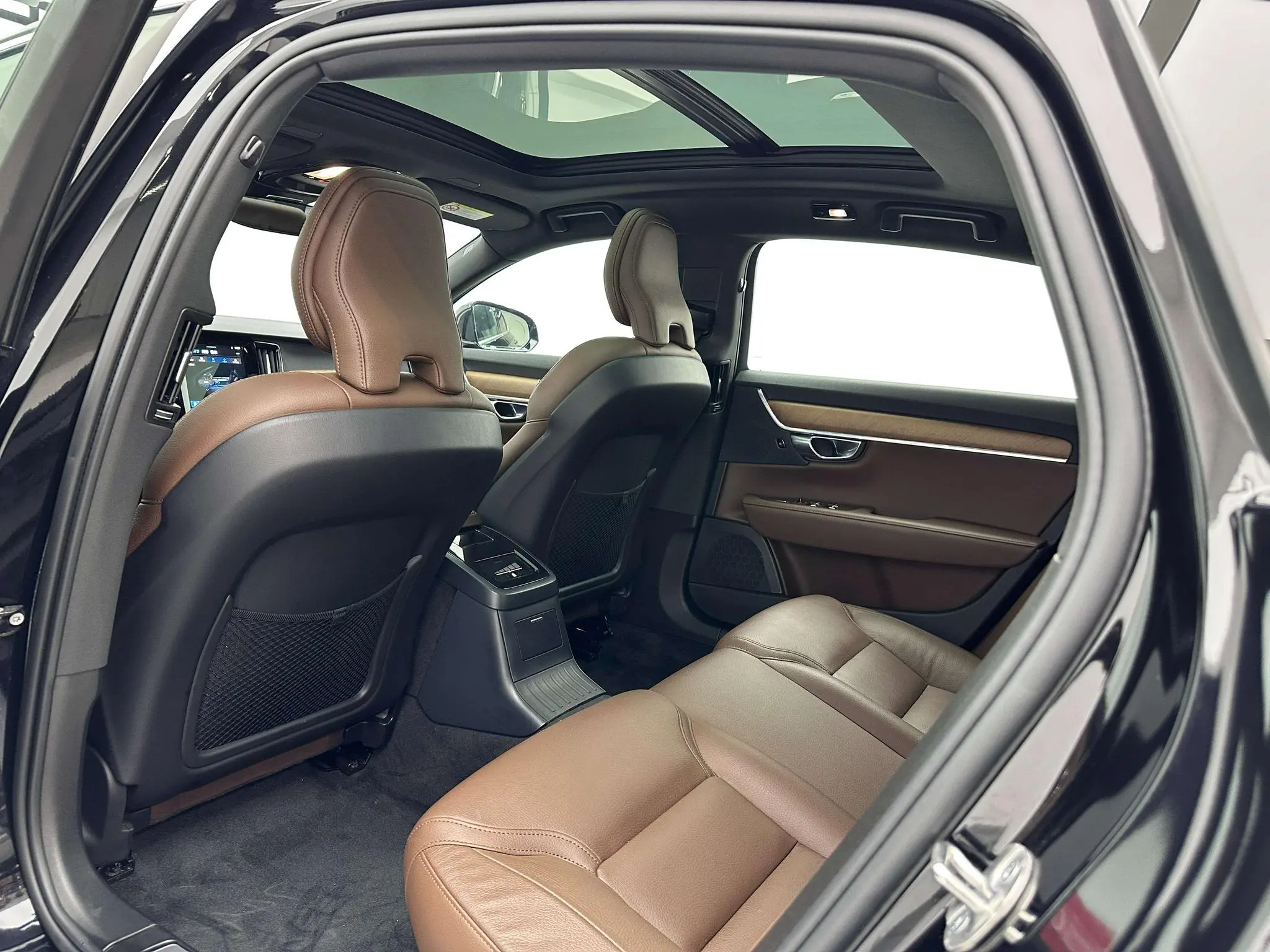 Volvo Volvo S90 PHEV T8 four-wheel drive long battery life Zhiyi Deluxe Edition