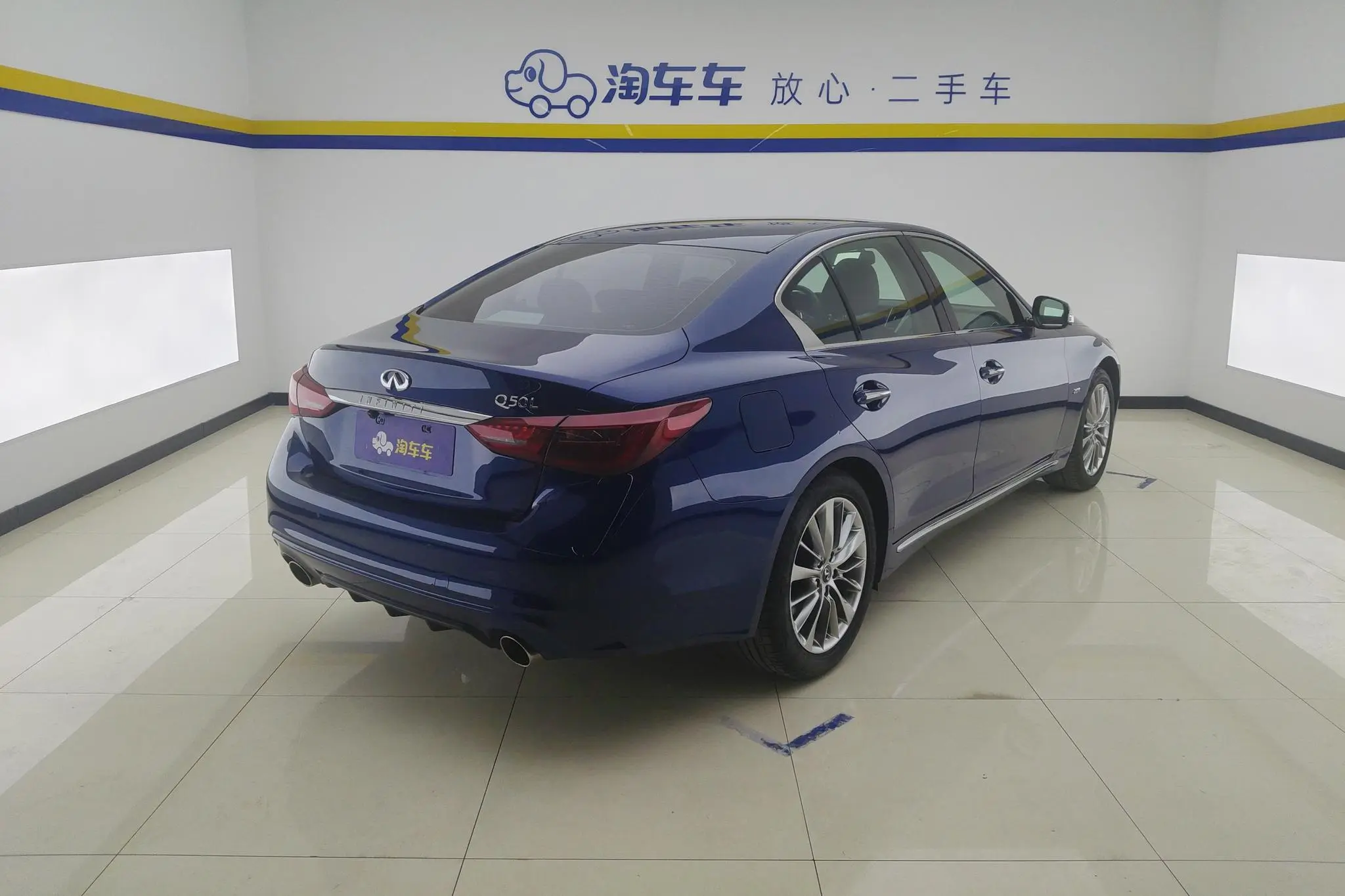 Infiniti Infiniti Q50L 2.0T Yixiang Edition Country VI