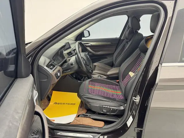BMW BMW X1 sDrive20Li Luxury