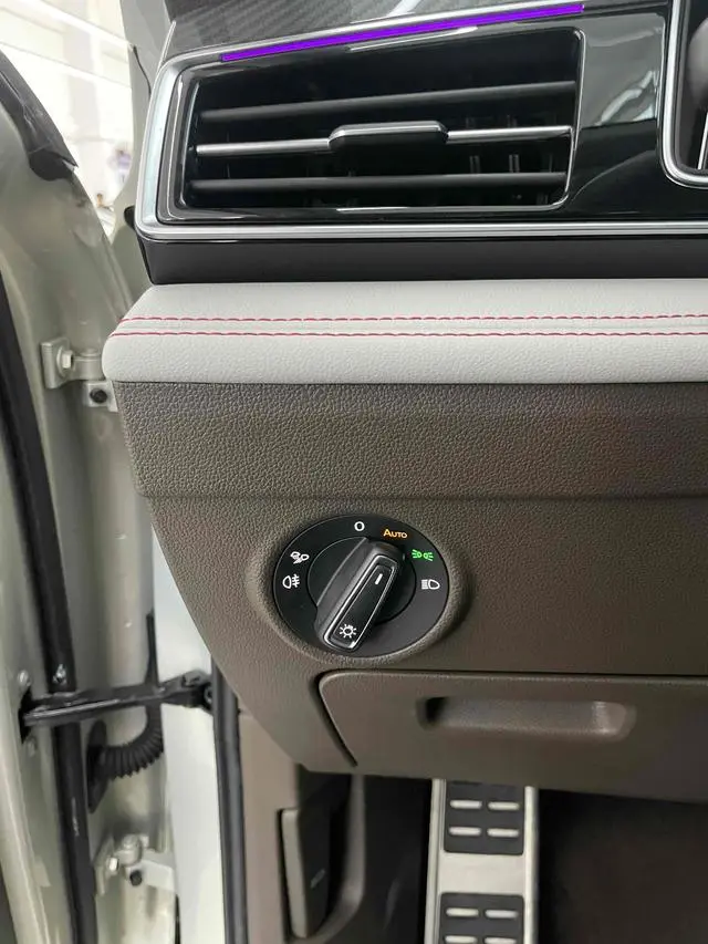 Volkswagen Tiguan L 380TSI automatic four-wheel drive R-Line ultimate 7-seater