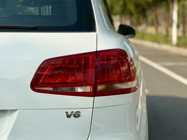 Volkswagen Touareg 3.0 TSI Yaoyue Edition