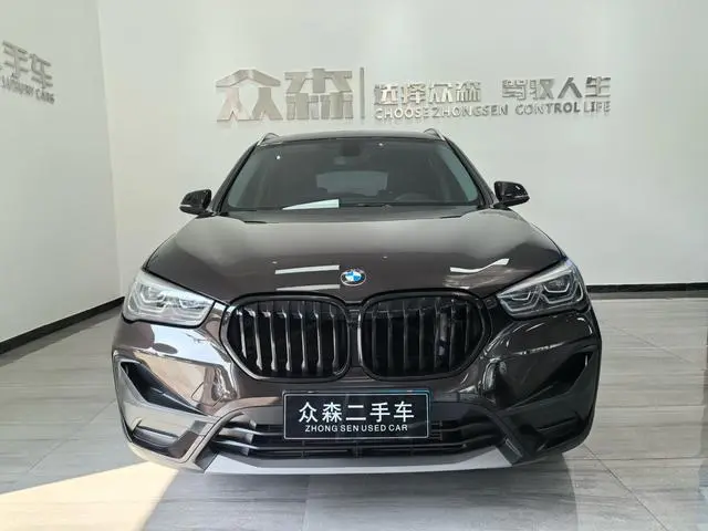 BMW BMW X1 sDrive25Li leading type