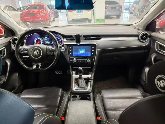 MG MG6 20T automatic luxury Intelligent version