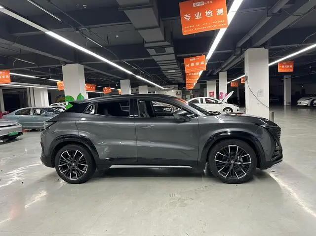 Changan Changan UNI-T The second generation 1.5T flagship model
