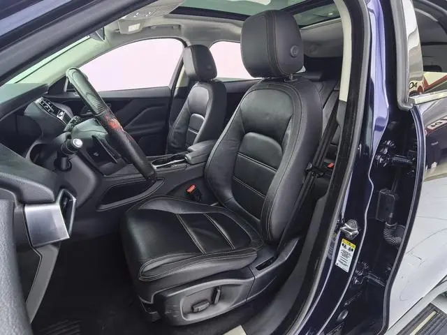 Jaguar Jaguar F-PACE 2.0T two-wheel drive Urban Exclusive Edition