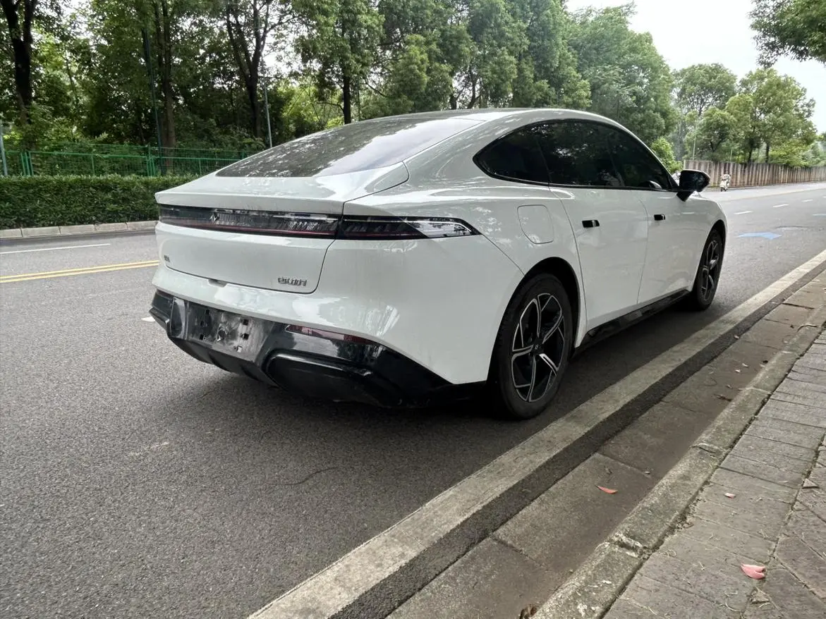 Dongfeng eπ eπ007 Extended range 200 Ruyi Edition