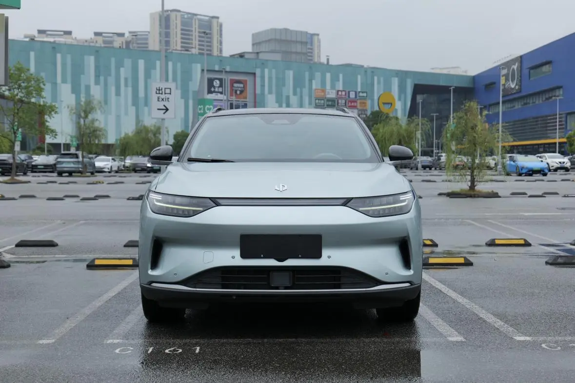 Leapmotor Zero run C11 Exclusive Edition