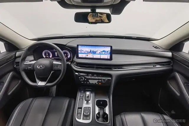 Infiniti Infiniti QX60 2.0T four-wheel drive Excellent version